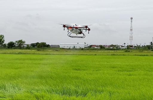 天鹰兄弟植保无人机亮相泰国水稻产业大会