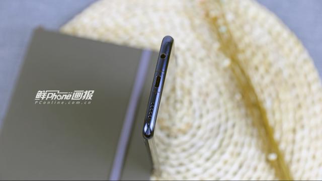 华为麦芒7图赏：为年轻人打造的炫彩高颜值手机