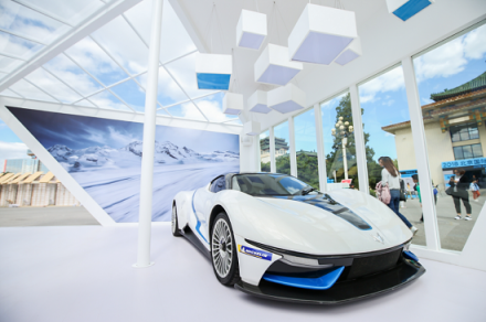 高端智能新能源汽车品牌ARCFOX亮相北京国际设计周