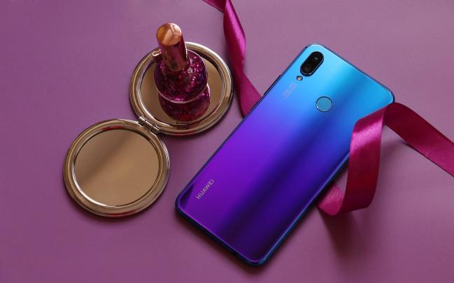 关晓彤同款时尚全能王，华为nova3i大内存6GB+128GB版惊艳开售