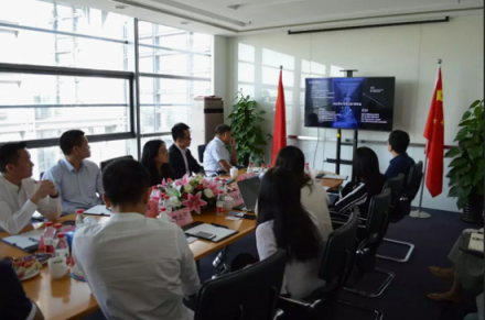广州新一代信息技术调研团莅临海云数据参观指导