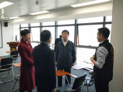 藤门国际教育西安分公司接待西安碑林区区长卢光文