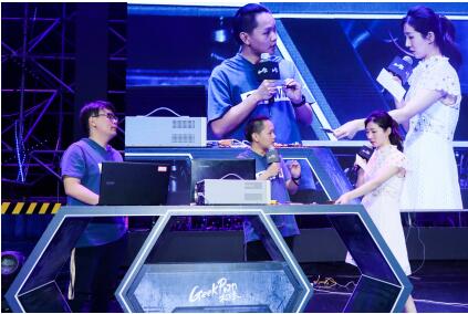 远距离读取你的卡片信息？GeekPwn2018带你直面无线安全威胁