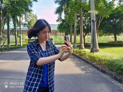 魅族V8评测：你对千元机的期望，这里都可以找到