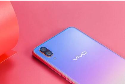 全息新色璀璨首发，vivo X23幻彩版口碑销量双丰收