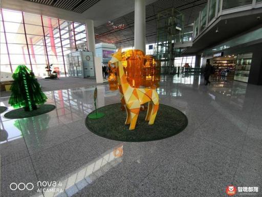 华为nova4评测：全面屏手机迎来新形态，自拍极点全面屏！