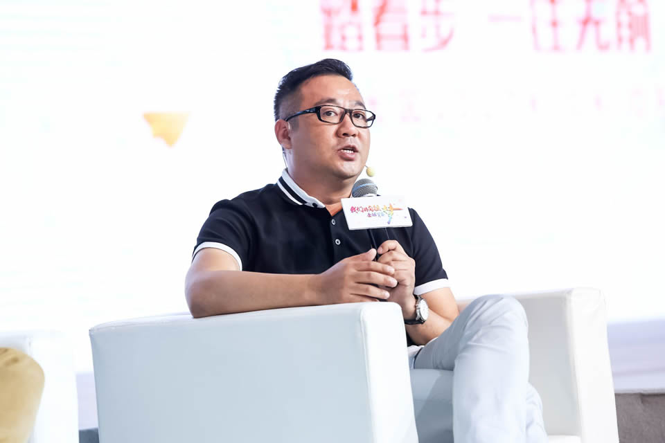 阿里巴巴国际站华南大区总经理郭卓琼表示，华南大区将提供针对性的产品和服务升级方案，且追踪产品落地效果，形成一个完整的产品服务链路.JPG