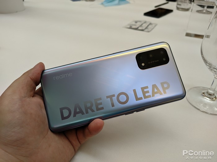 realme x7,realme q3pro realme举办x7系列设计沟通会