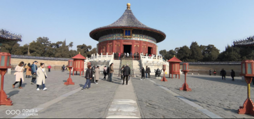 开学季智能手机那么多，为什么华为nova4如此受欢迎