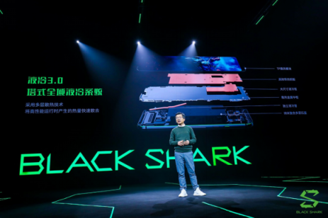 黑鲨游戏手机2正式发布，打造真正“操控之王”