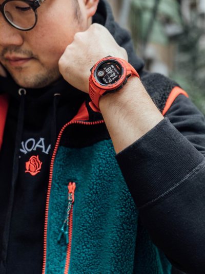明星同款时尚潮表！Garmin Instinct开春新配色