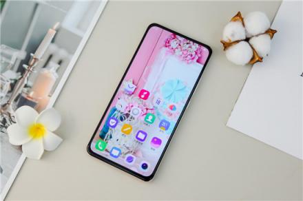 vivo X27凭实力说话，五个理由说服你，你和网红就差一台它