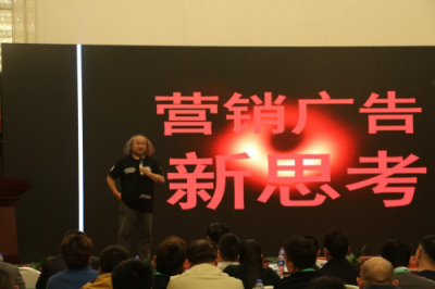 孔雀广告网携“消费多少送多少、等值礼品任意换”掀行业风暴