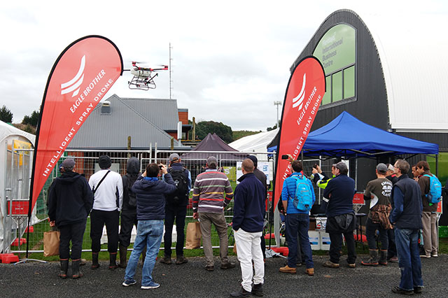 天鹰兄弟植保无人机亮相新西兰国际农业博览会