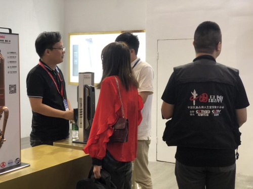 家门口智能家居首次亮相第21届中国（广州）建博会