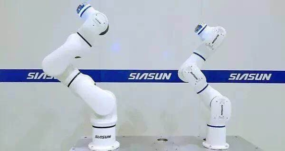 人·物——2019世界机器人大会TA们来了