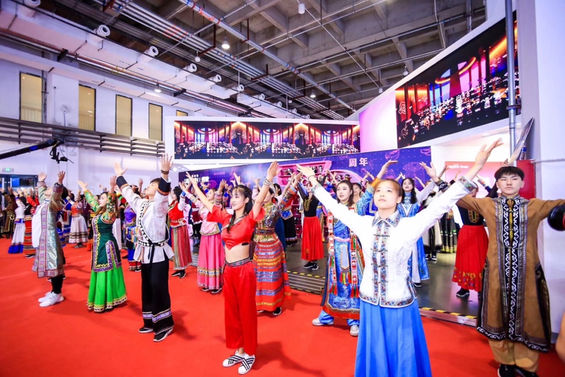 乐森星际特工亮相北京世界机器人大会，抢占C位成全场焦点