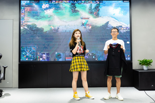 DOTA2 TI9粉丝齐聚，AGON爱攻绽放光彩！