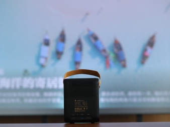 贴心、百变、智能，峰米投影仪Smart，随时随地带着走！