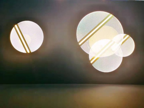 三雄极光上海设计周首秀 用光塑造艺术生活