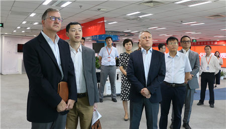 Poly博诣与中国电信、南京普天签订战略合作协议 携手布局未来视讯市场