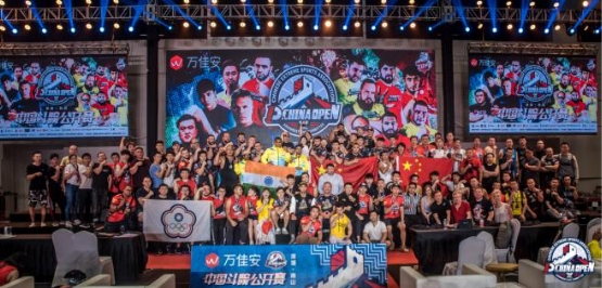2019年中国斗腕公开赛：万佳安跨界体育营销与世界握手