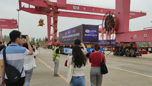 光谷3551人才企业用自动驾驶技术助力传统港口运输的智能化升级