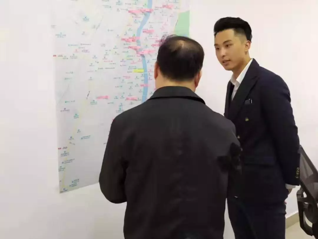 做楼长 养自己 