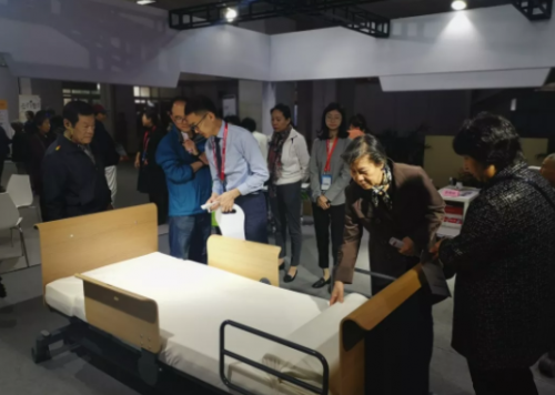 2019国际老龄产业博览会在京启幕 爱心家园携“黑科技”亮相展台