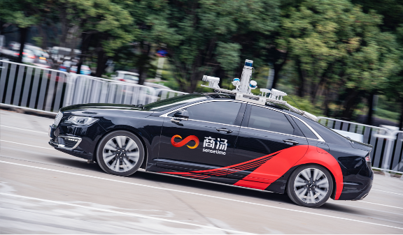 商汤科技自动驾驶汽车驶入浙江交博会，展示未来智慧出行体验