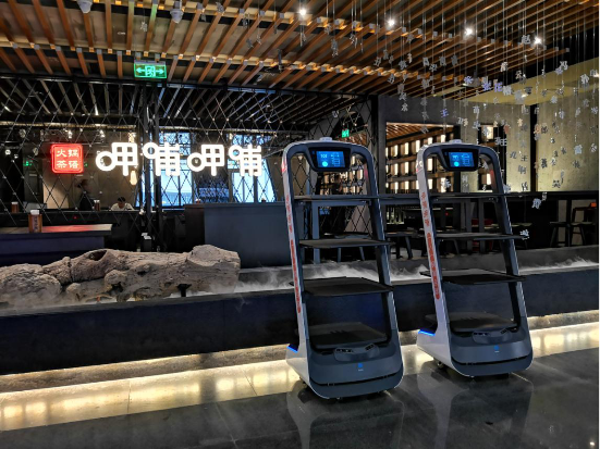 AI重新定义送餐机器人,普渡科技获2019年度AI最佳掘金案例