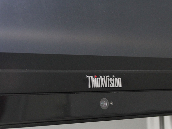 效率与美感的融合：ThinkVision智能会议大屏实测
