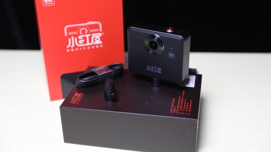 单摄极简主义！小红屋8K 3200万像素全景相机深度评测