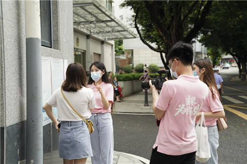 暖心吉米应援高考，寒窗苦读旗开得胜