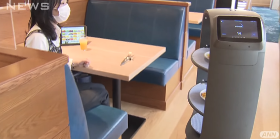 日本餐饮业正在推广送餐机器人:无接触配送，避免人员接触
