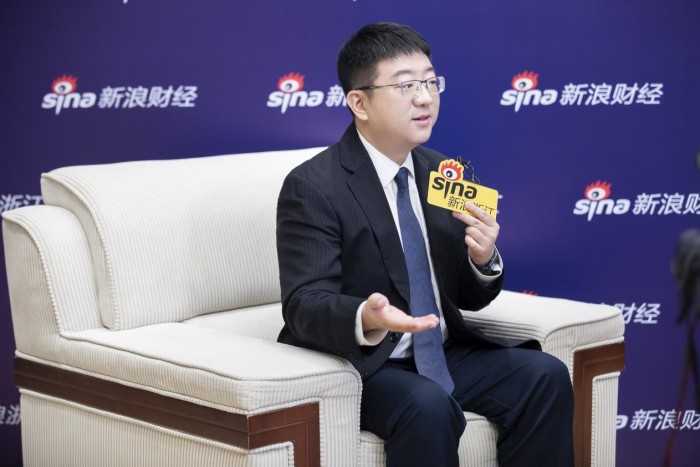 耀出行成为2020新经济领航人物峰会出行合作伙伴