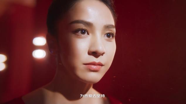 人民网点赞京东“只为热爱行动”宣传片，拥抱热爱的人最美！