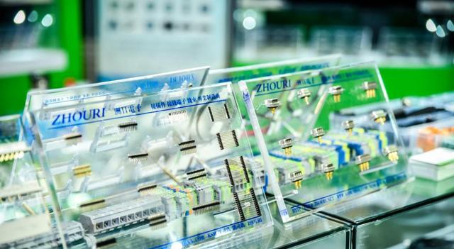 11月16日，中国电子元器件厂商集体亮相第96届中国电子展