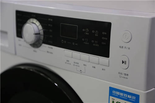 新的一年的好选择，日立XQB80-BCV洗衣机让你告别衣物缠绕