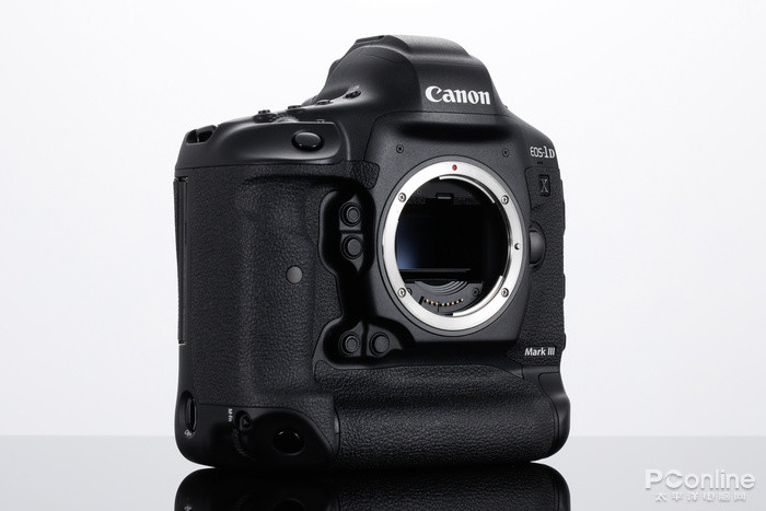 佳能EOS-1D X Mark III