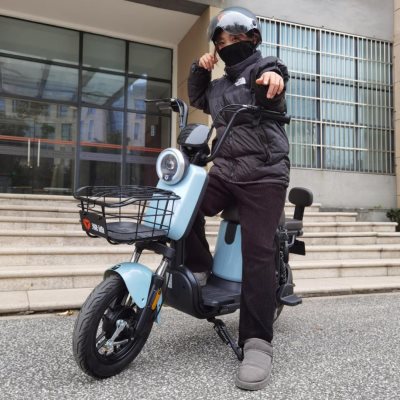 小身材超可爱，雅迪Q1电动车萌翻所有女生