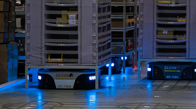 牧星智能百余台机器人落地韩国电商平台Silicon2