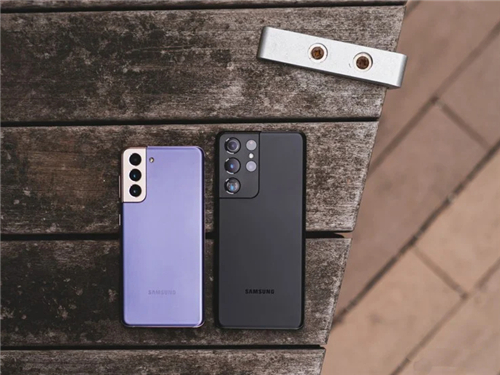 同为大厂出品，为何三星Galaxy S21 5G系列免费送充电头