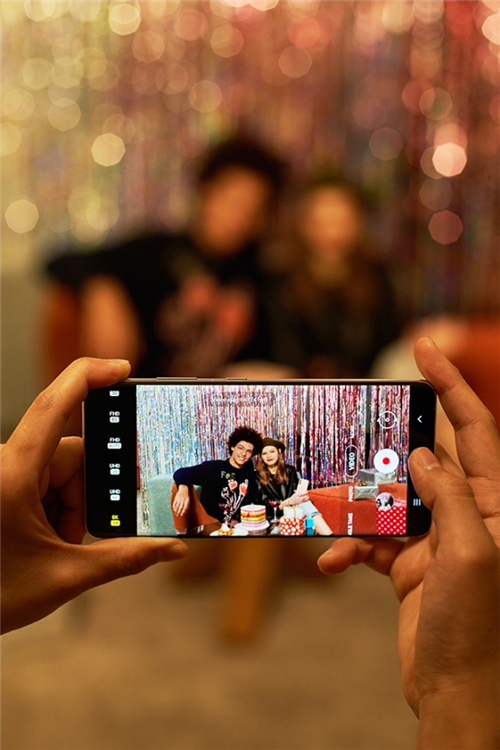开年巨作 福利相赠 快来抢购三星Galaxy S21 5G系列