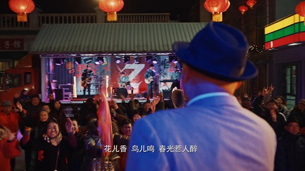 爷青回！京东出品微电影《顶牛》，看陈佩斯父子如何演绎“不负每一份热爱”