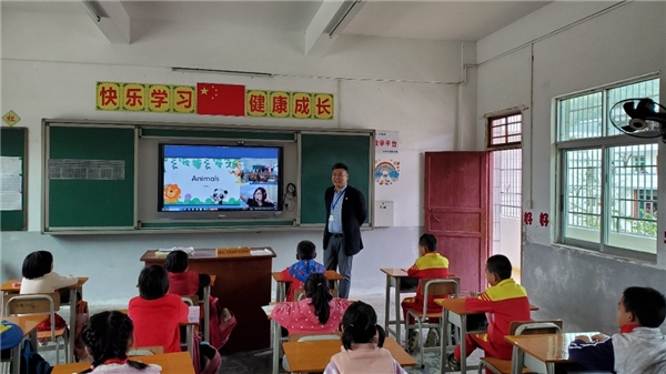 让中国英语教师对接国际，阿卡索启动百万英语教师公益培训