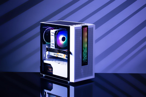 超频三推出旗下Mini塔机箱光愈LM200 MESH RGB，治愈系桌面美物，治愈生活中的不美好