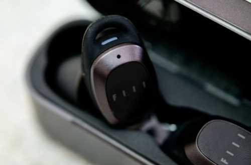 蓝牙耳机性价比高的品牌，2021值得买的无线蓝牙耳机