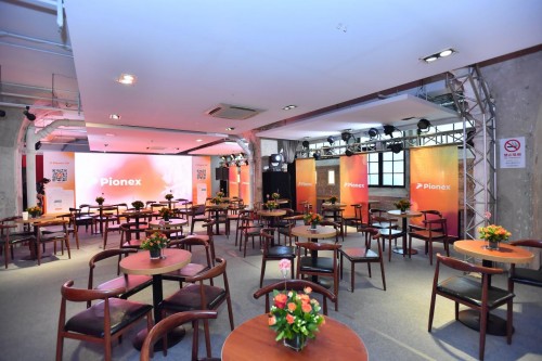 派网咖啡馆Pionex Coffee亮相上海老场坊 网格交易创新模式引众人称赞