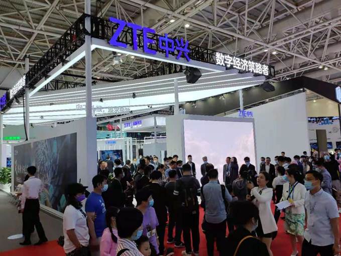 中兴通讯展台